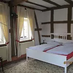 فندق Burgmannenhaus 3*