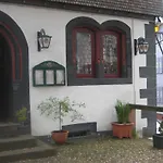 Burgmannenhaus فندق Steinau an der Straße