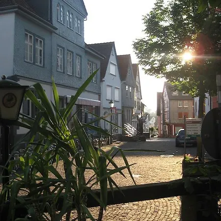 Burgmannenhaus 3*