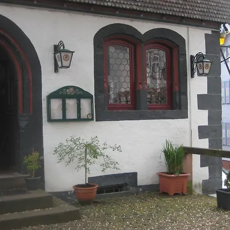 Burgmannenhaus מלון Steinau an der Straße