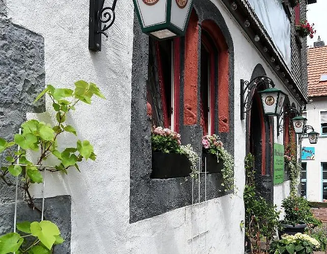 Hotel Burgmannenhaus 3*